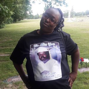 Meet your Posher, Desi